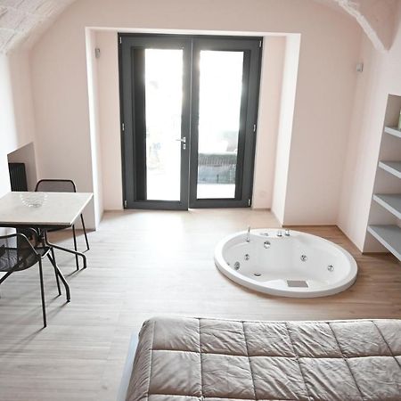 La Suite Di Alice Monopoli Eksteriør bilde